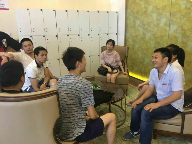 關(guān)注員工健康，7月15日公司完成了一年一度的體檢